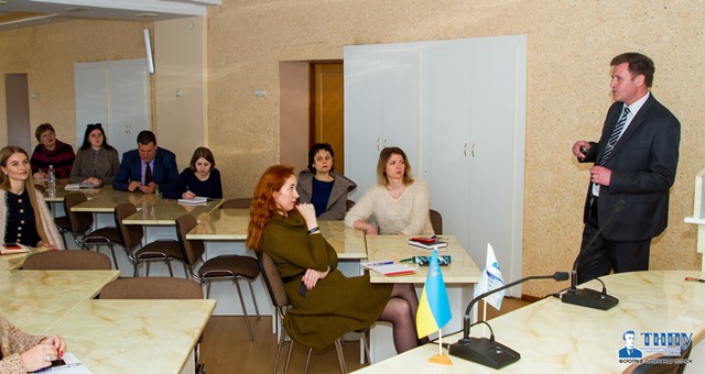 М.В.Бармак ділиться власними  секретами організації своїх наукових робіт